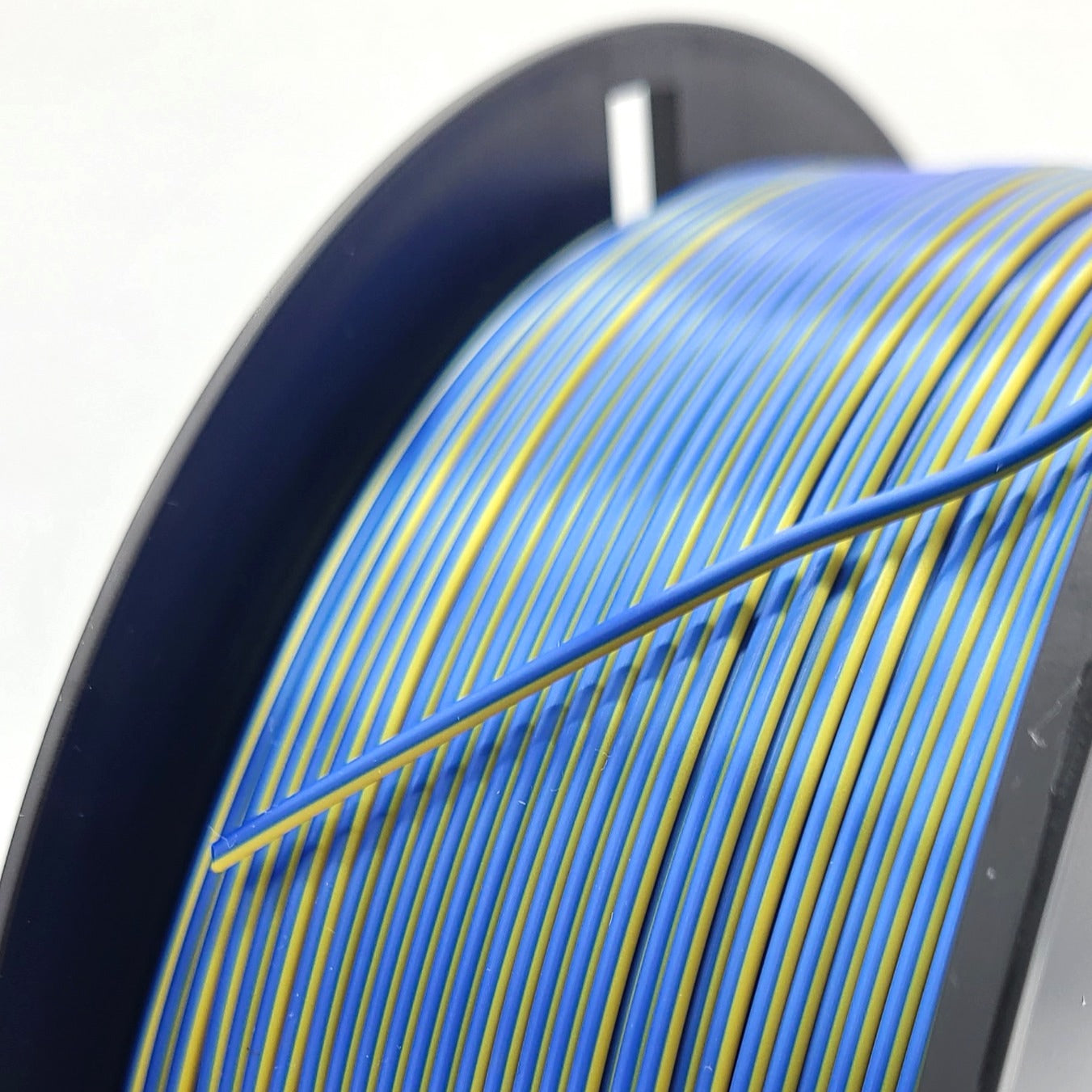 CAZ Filament Dual Colour Silk PLA - Ukraine Blue/Yellow - 1.75mm (1kg) image 2