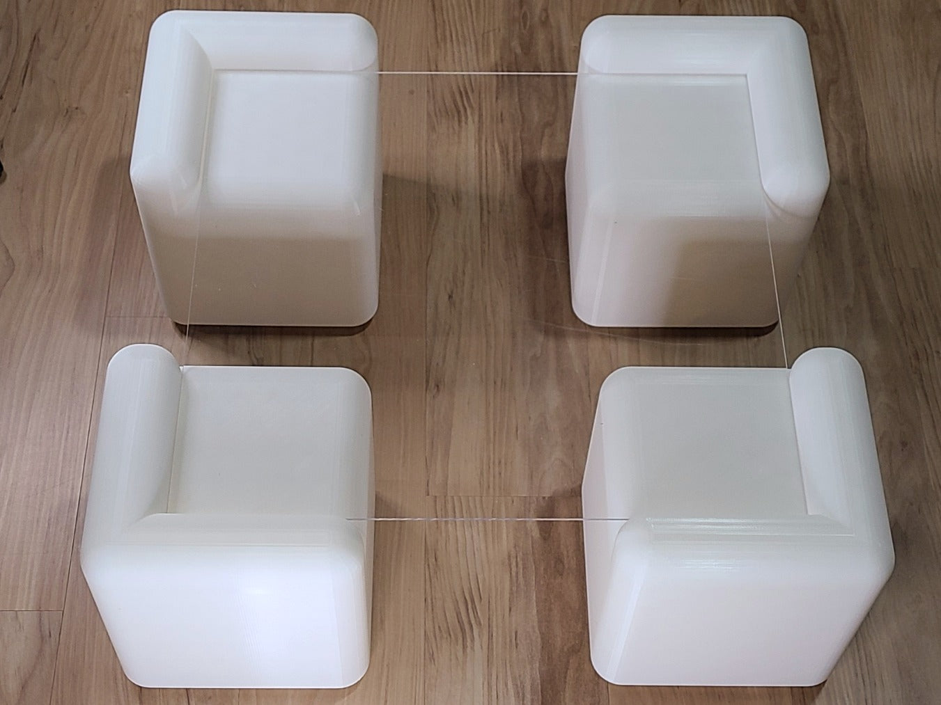 Tabula Rasa Table Corner stands image 2